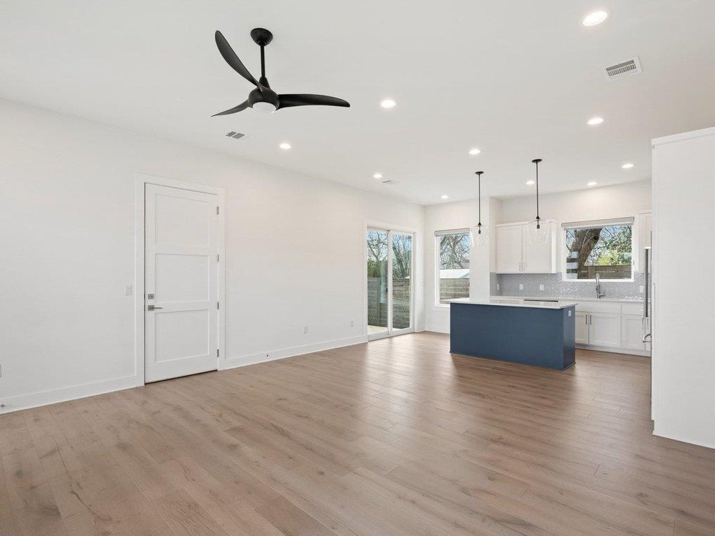 709 W St Elmo Rd # 2, Austin, TX 78745