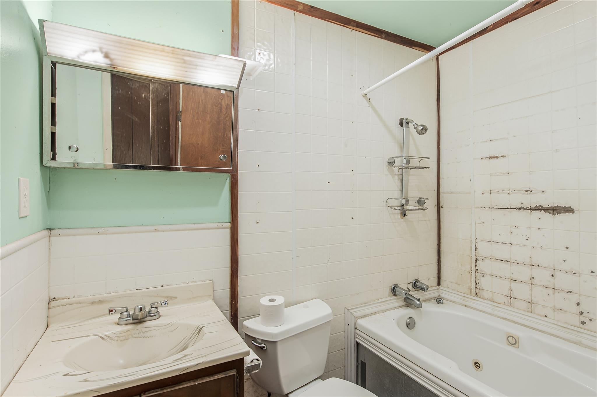 103 Leaning Oaks St, Somerville, TX 77879