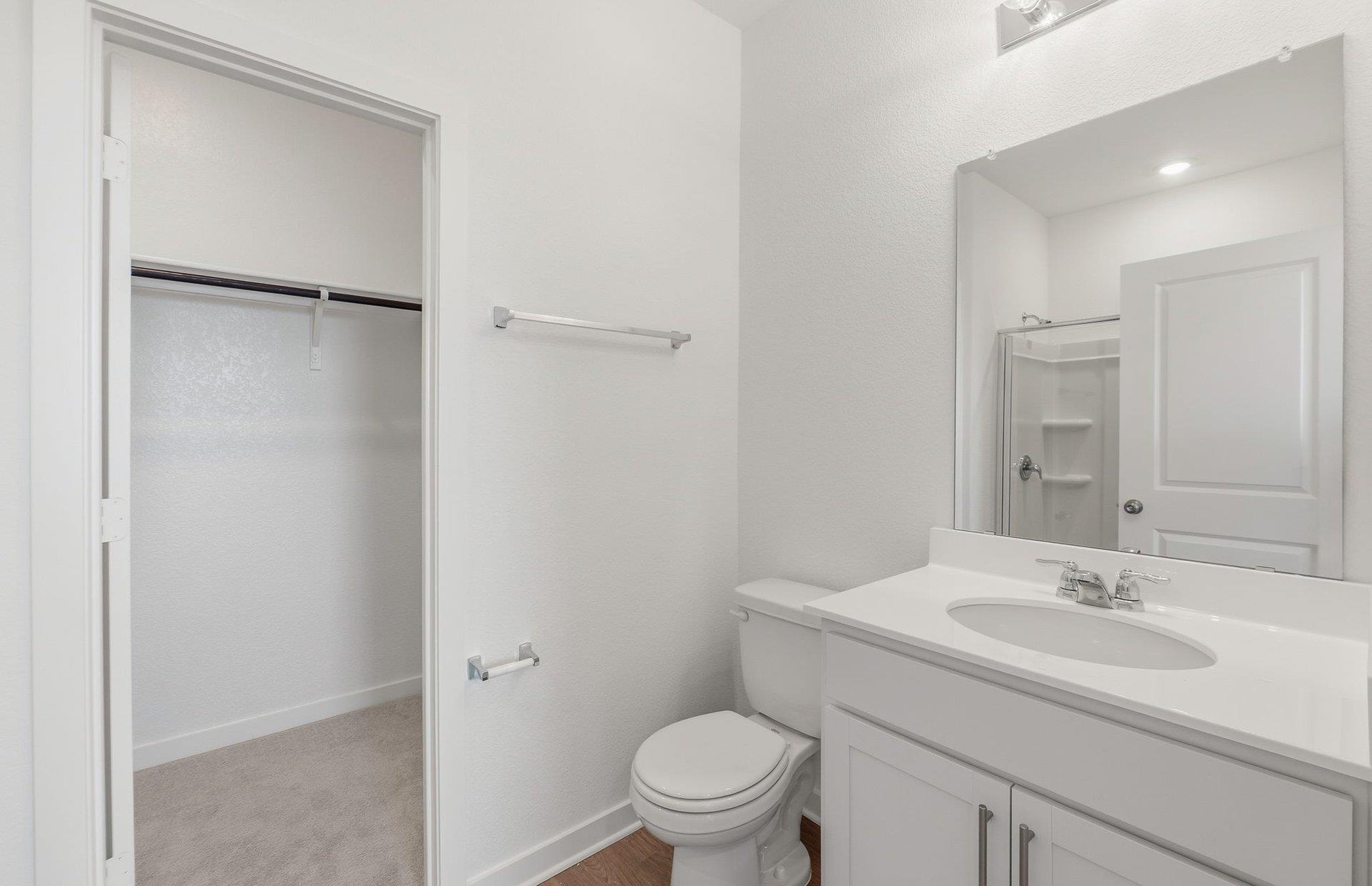 174 Green Berets Bnd, Jarrell, TX 76537