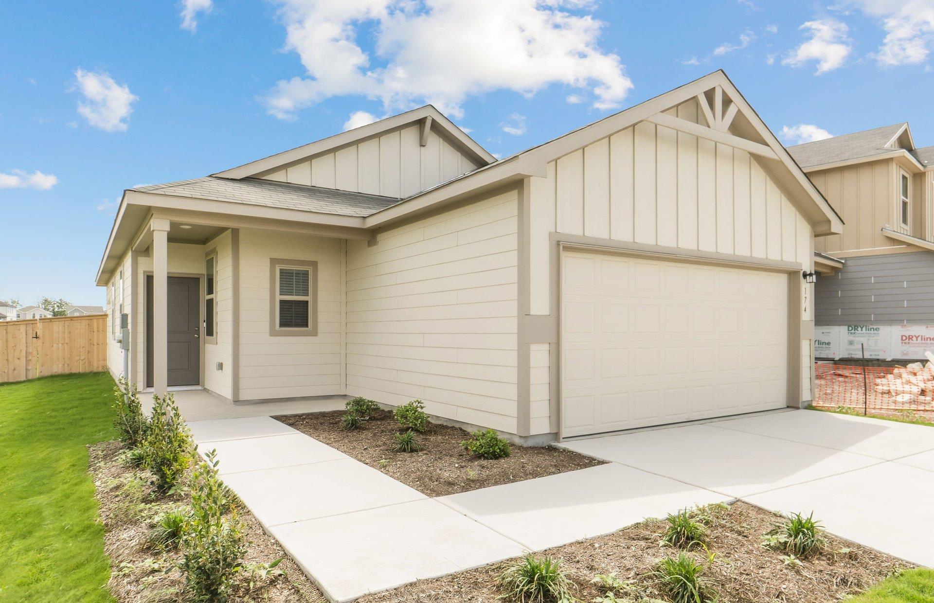 174 Green Berets Bnd, Jarrell, TX 76537