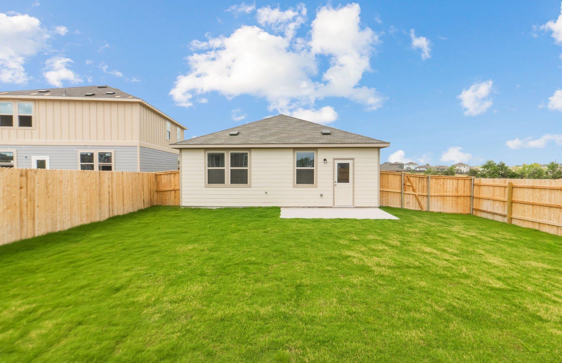 174 Green Berets Bnd, Jarrell, TX 76537