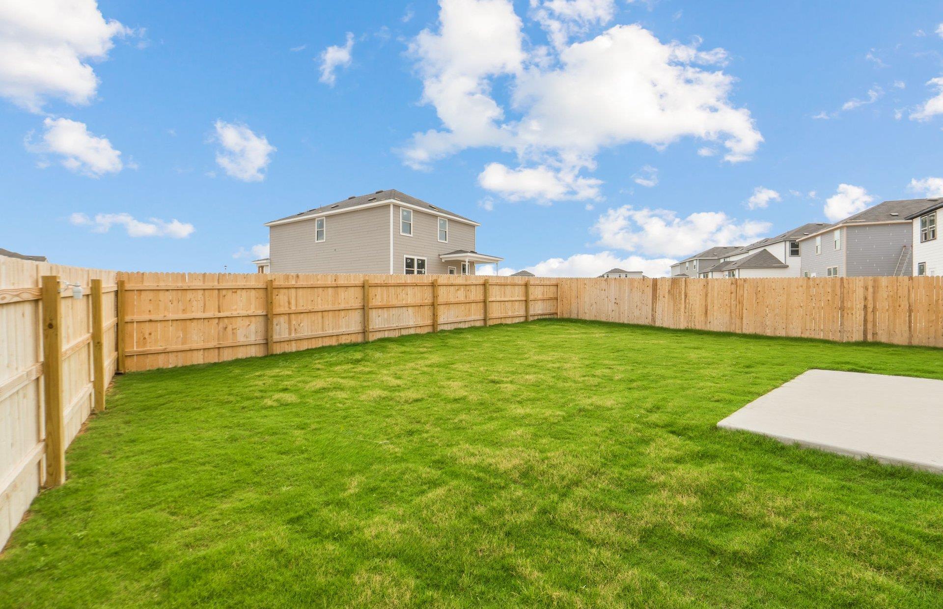 174 Green Berets Bnd, Jarrell, TX 76537