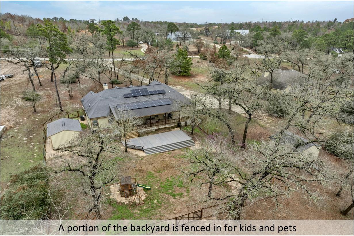 170 Woodland Ct, Bastrop, TX 78602