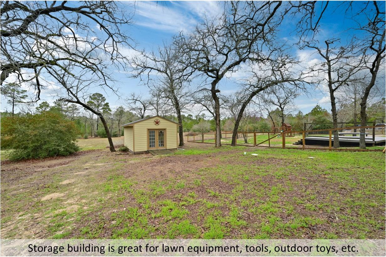 170 Woodland Ct, Bastrop, TX 78602