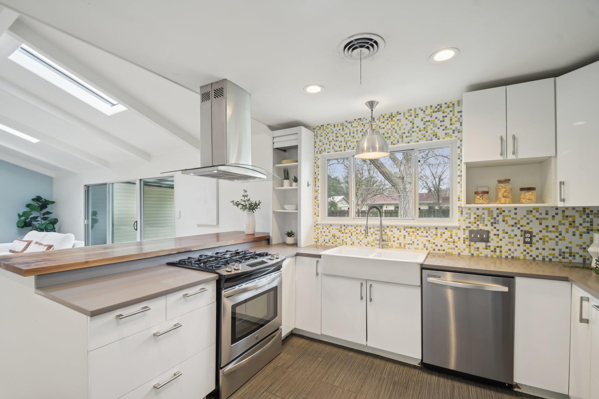 3005 White Rock Dr, Austin, TX 78757