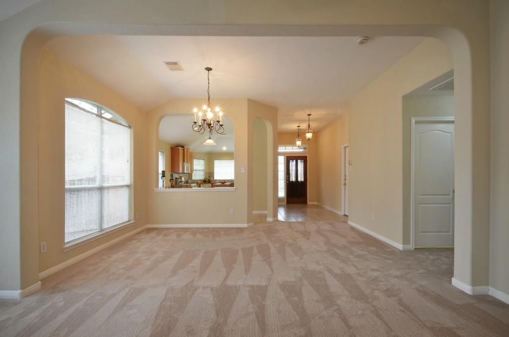 2000 Maize Bend Dr, Austin, TX 78727