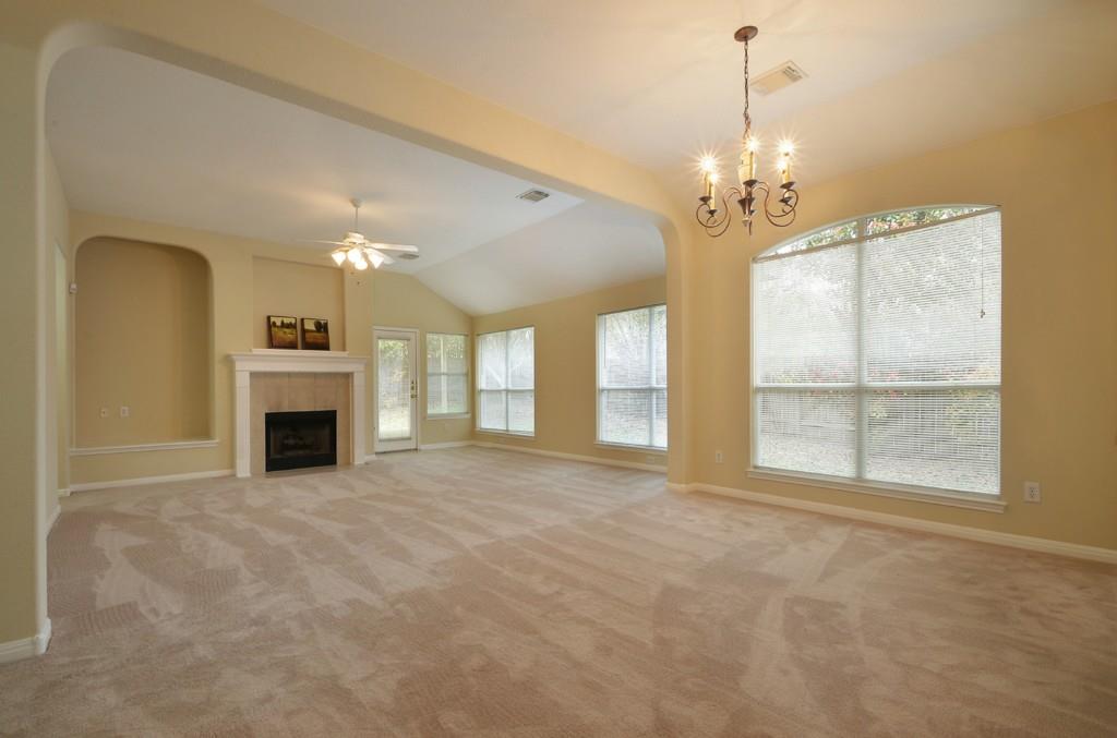 2000 Maize Bend Dr, Austin, TX 78727