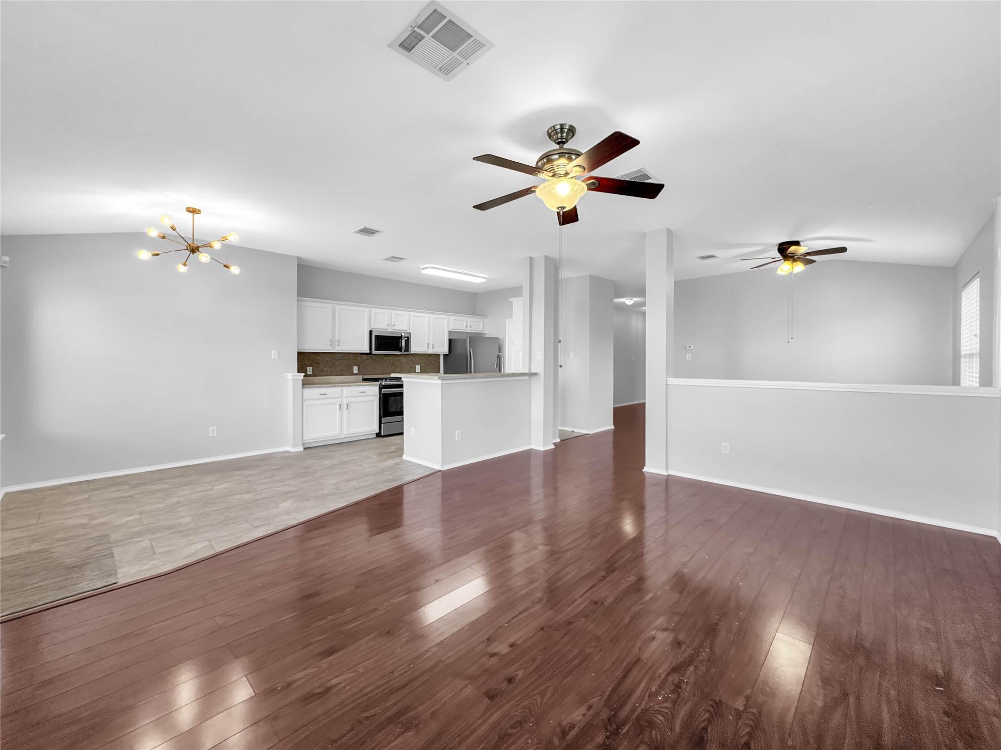 1032 Tudor House Rd, Pflugerville, TX 78660