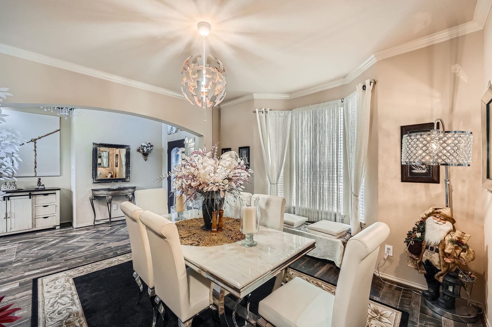 1116 Augusta Bend Dr, Hutto, TX 78634