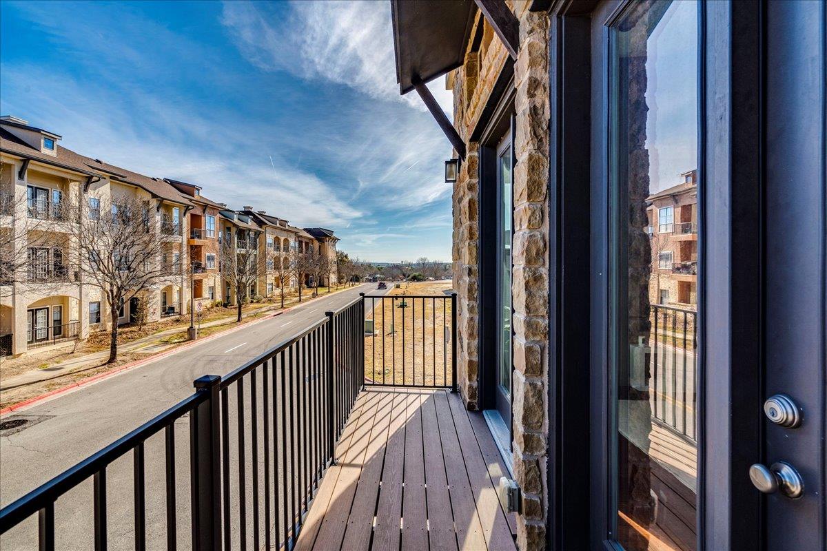 13522 Galleria Cir, Austin, TX 78738