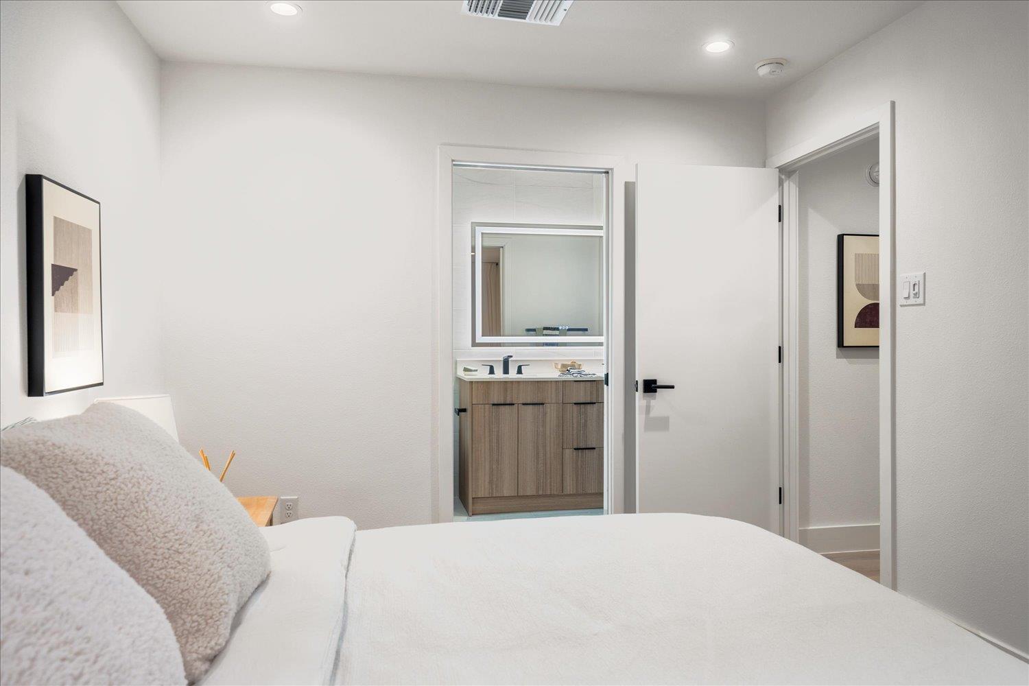 1905 Albury Cv # B, Austin, TX 78758