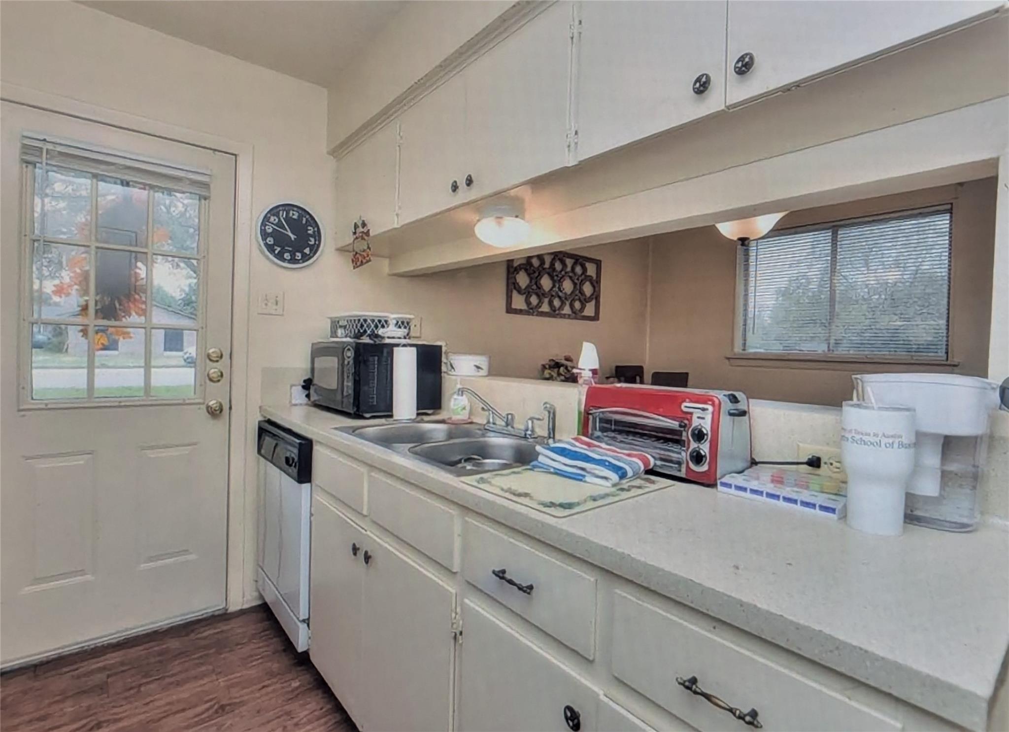 2404 Cottonwood Dr # A, Georgetown, TX 78628