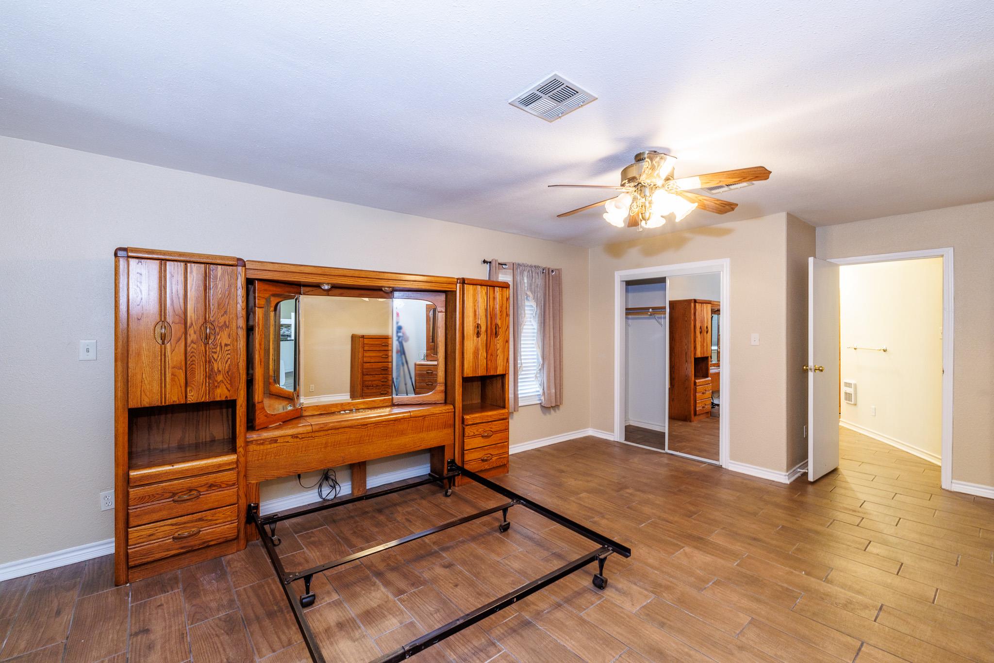 21 N CR 235, Gonzales, TX 78629