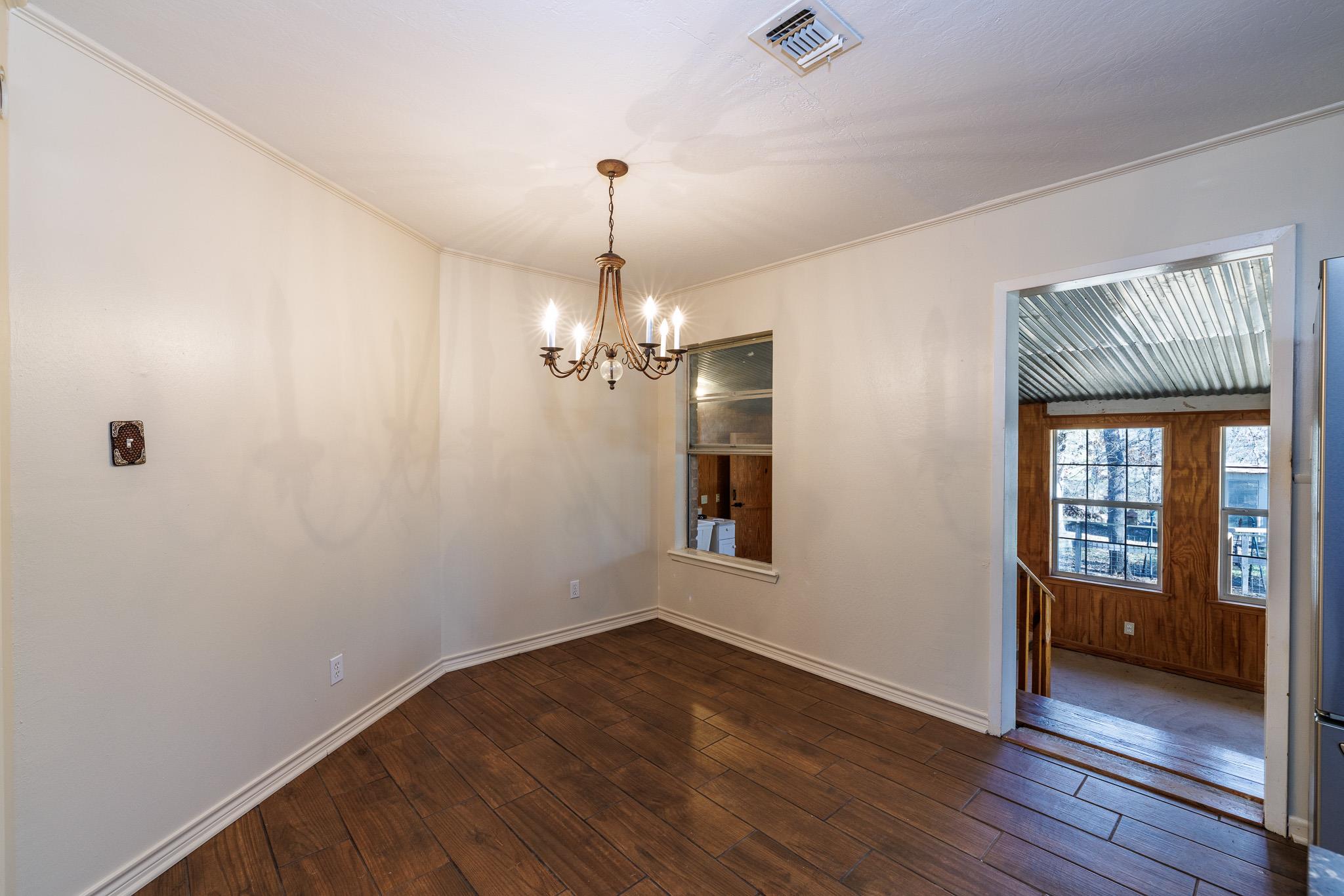 21 N CR 235, Gonzales, TX 78629