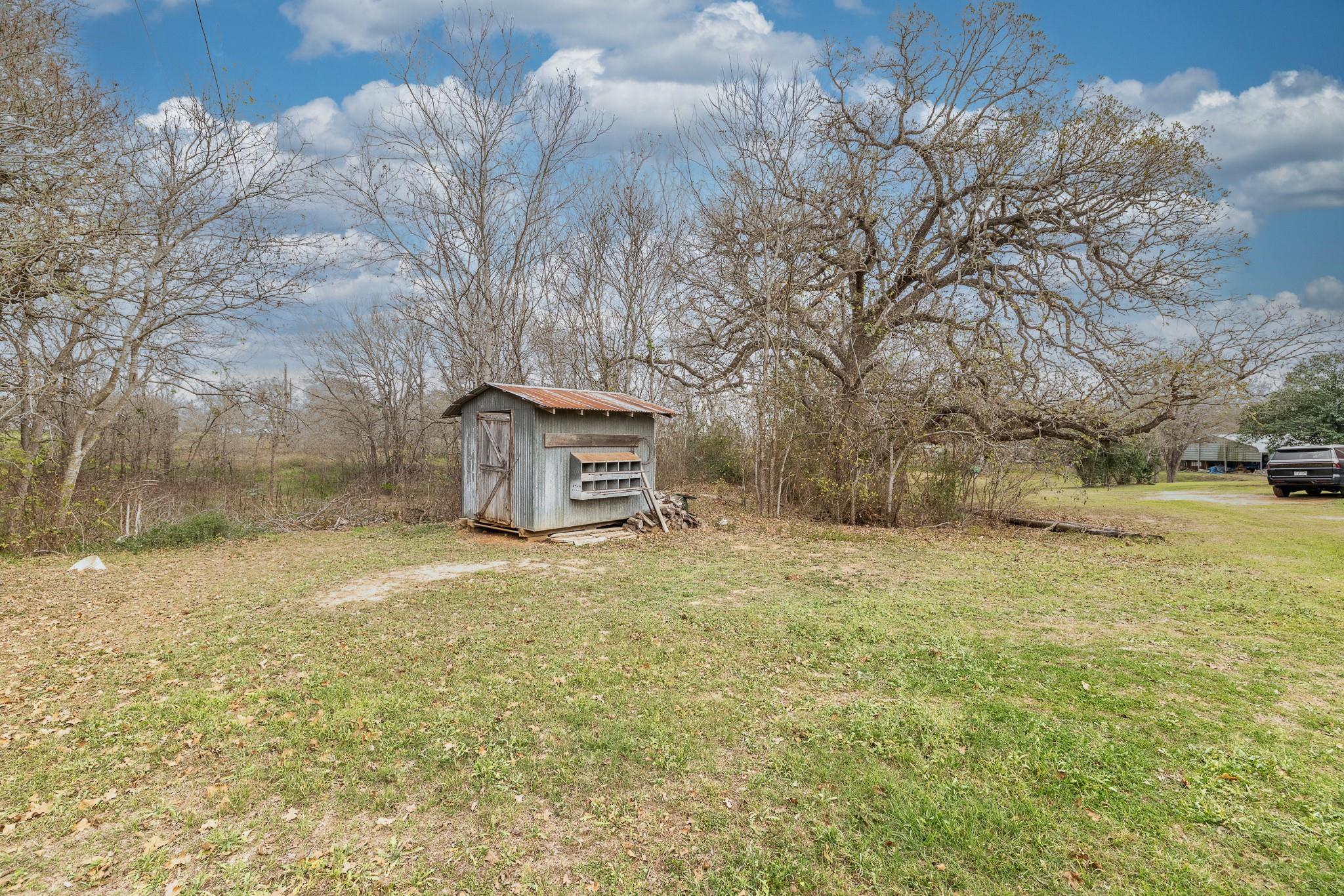 21 N CR 235, Gonzales, TX 78629