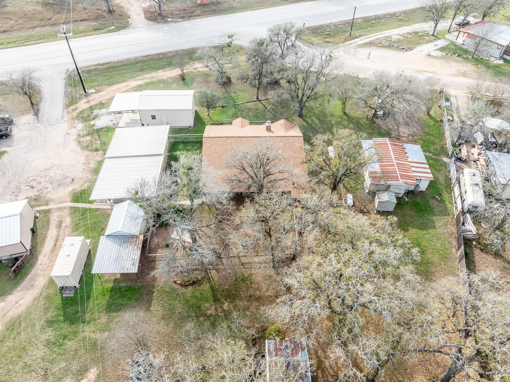 21 N CR 235, Gonzales, TX 78629