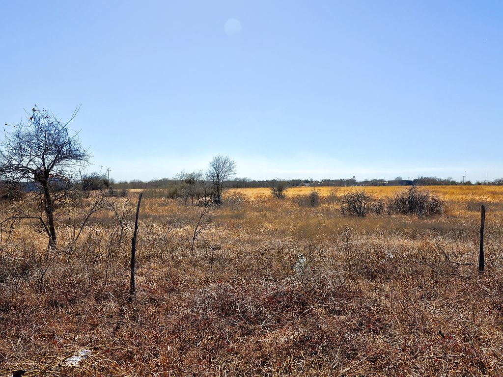 1015 E Main St, Troy, TX 76579