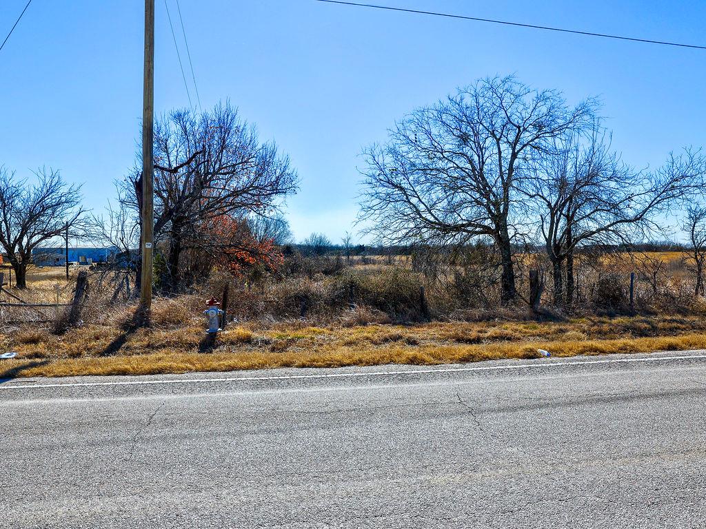 1015 E Main St, Troy, TX 76579