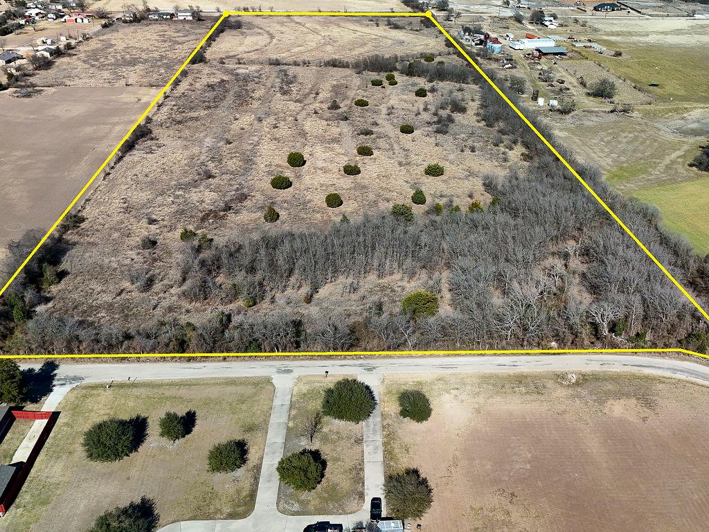 1015 E Main St, Troy, TX 76579