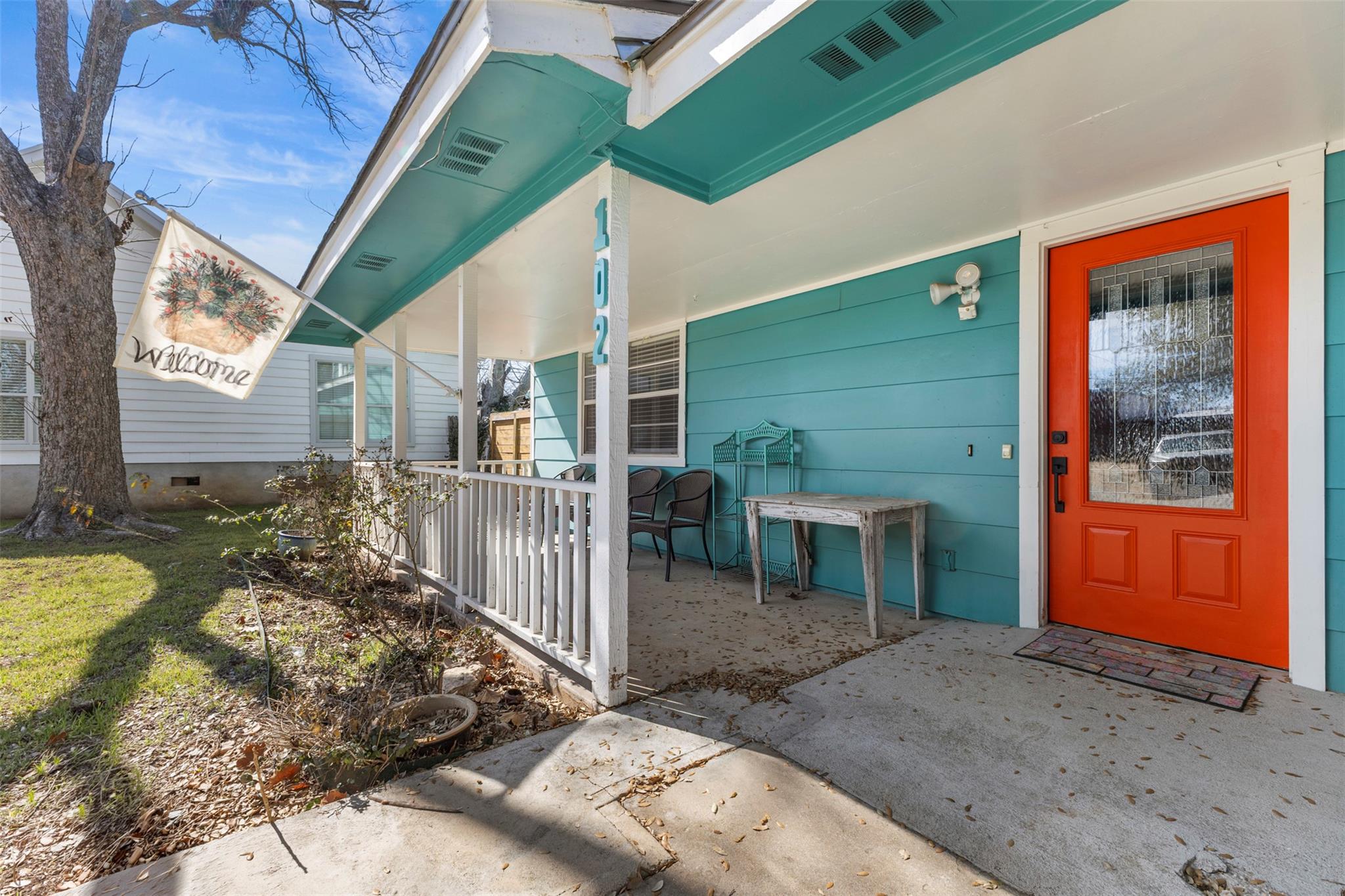 102 N Austin St, Buda, TX 78610