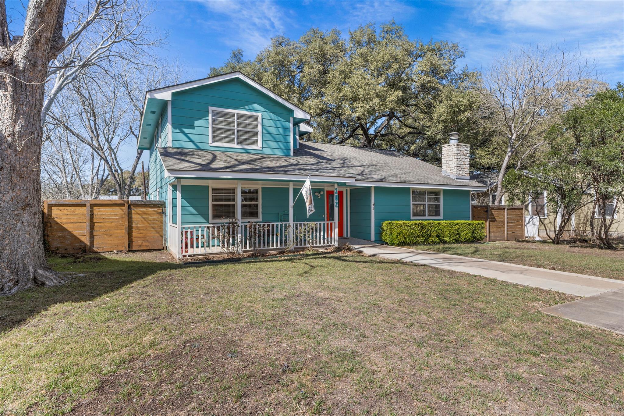 102 N Austin St, Buda, TX 78610