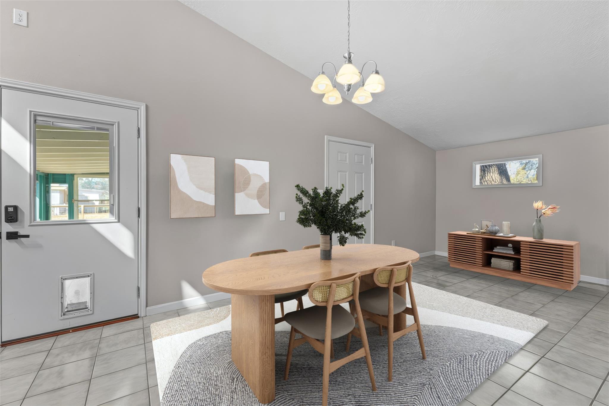 102 N Austin St, Buda, TX 78610