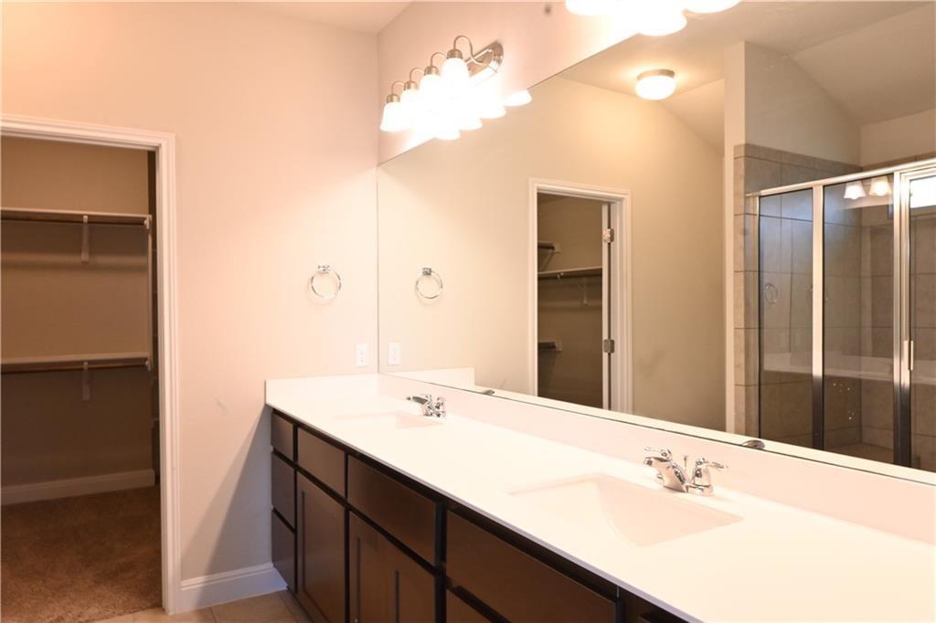 124 Gray Wolf Dr, San Marcos, TX 78666