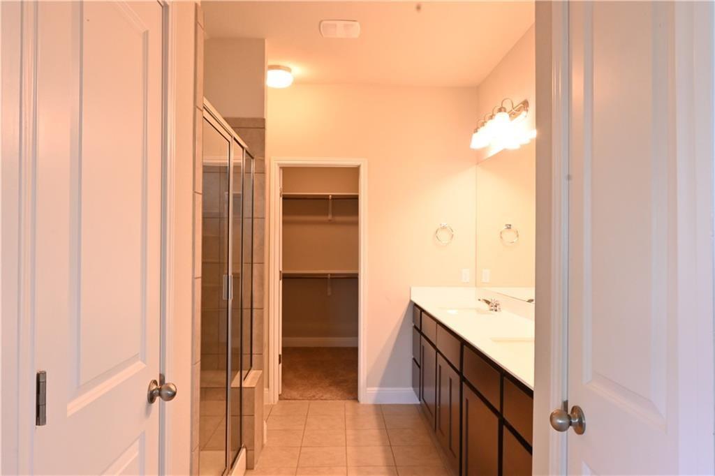 124 Gray Wolf Dr, San Marcos, TX 78666