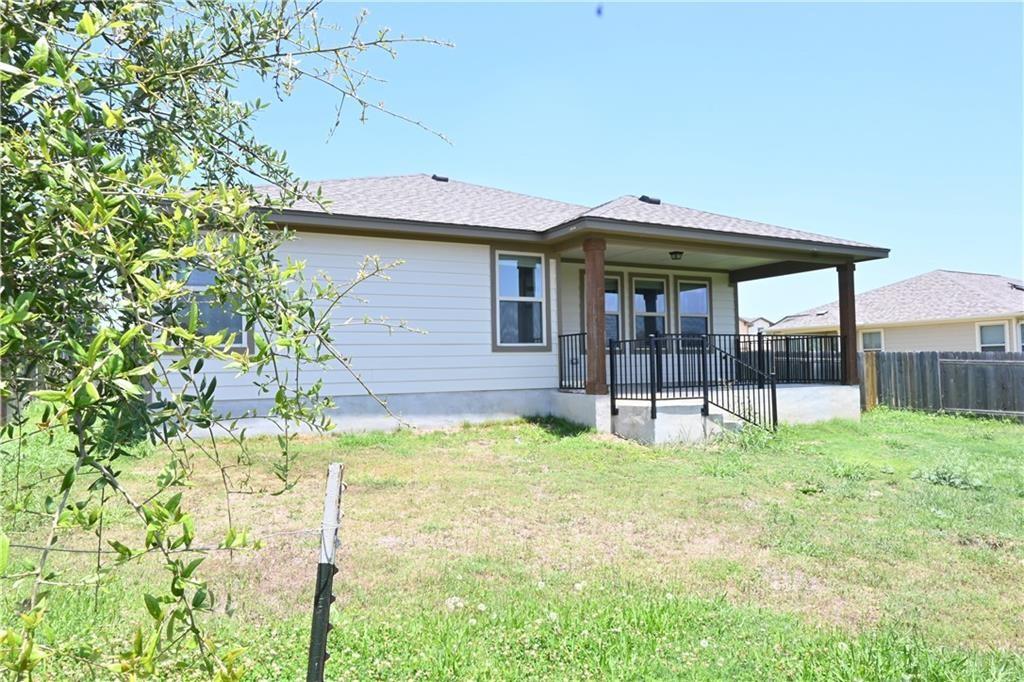 124 Gray Wolf Dr, San Marcos, TX 78666