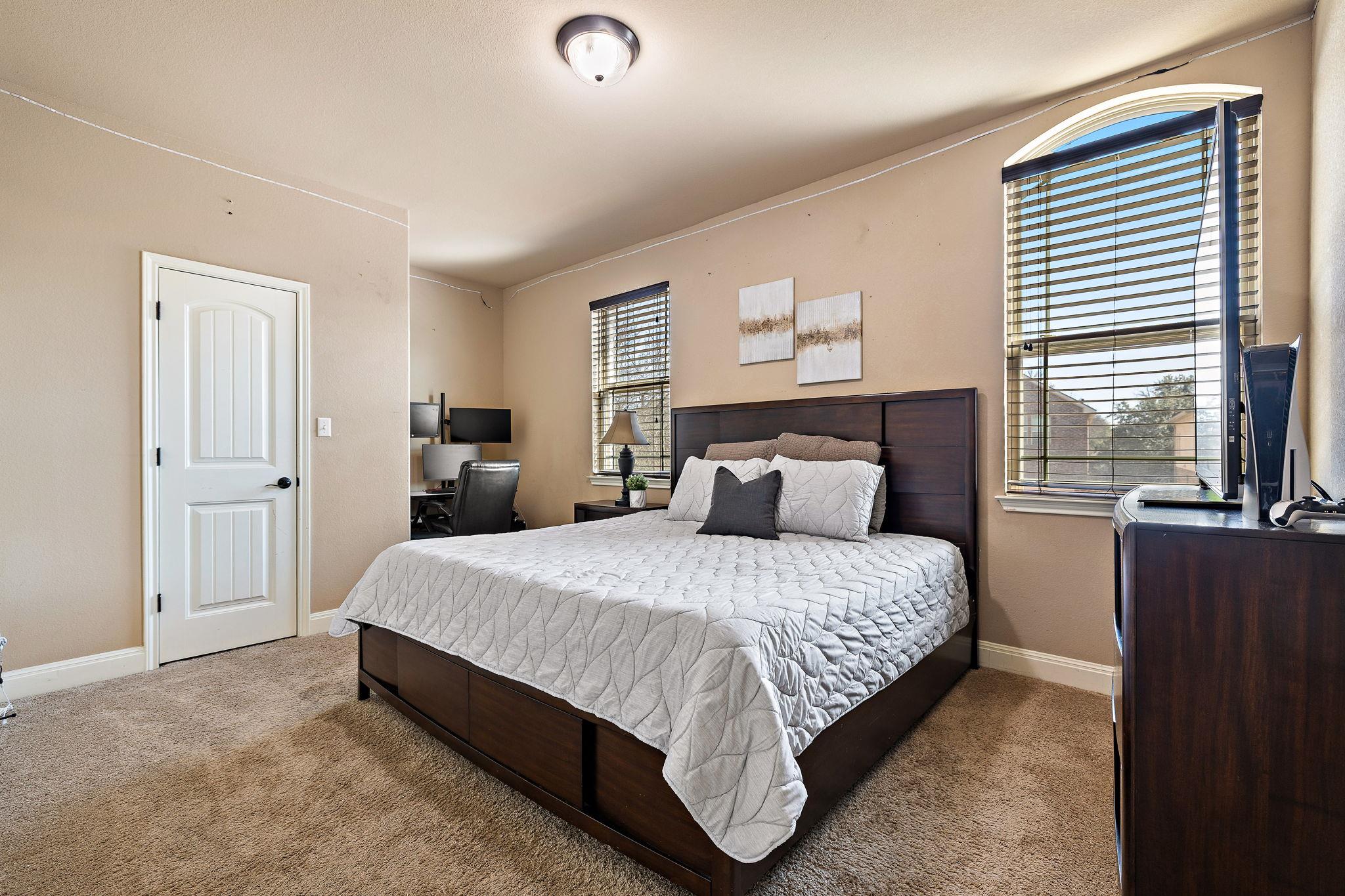 200 Lake Livingston Dr, Georgetown, TX 78628