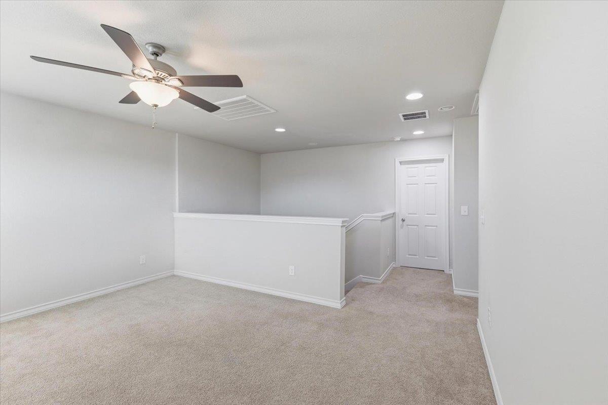 704 Aliso Trl, Leander, TX 78641