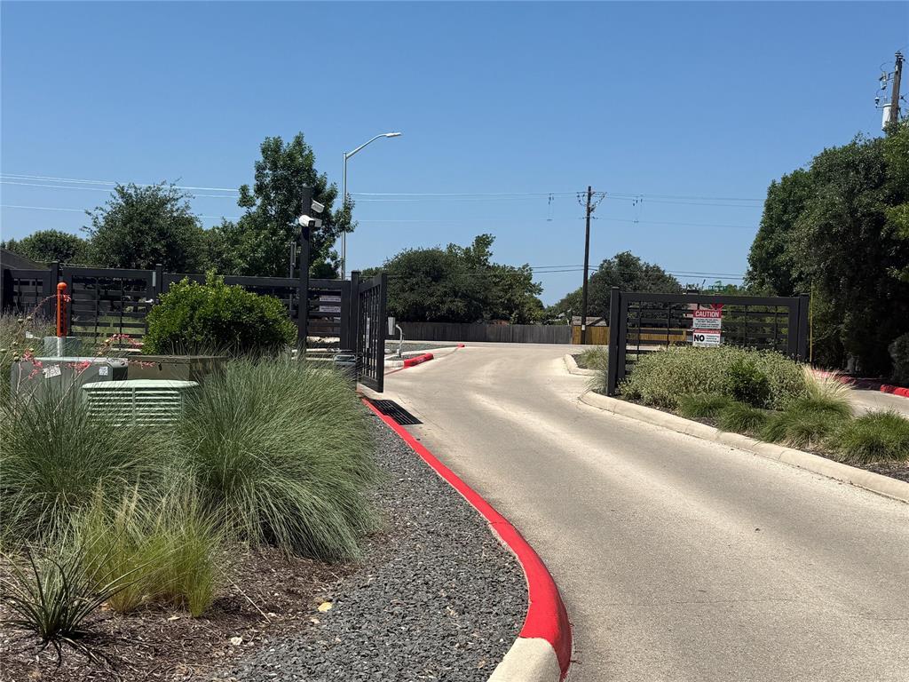 704 Aliso Trl, Leander, TX 78641