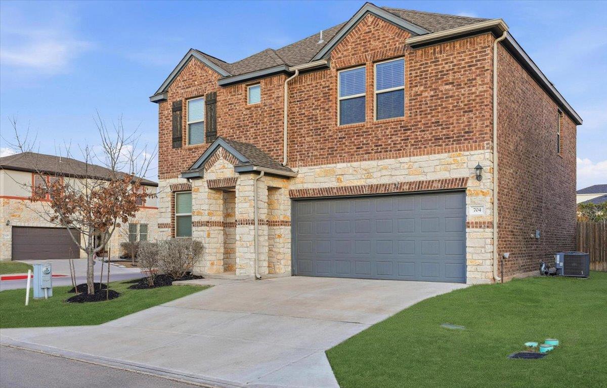 704 Aliso Trl, Leander, TX 78641