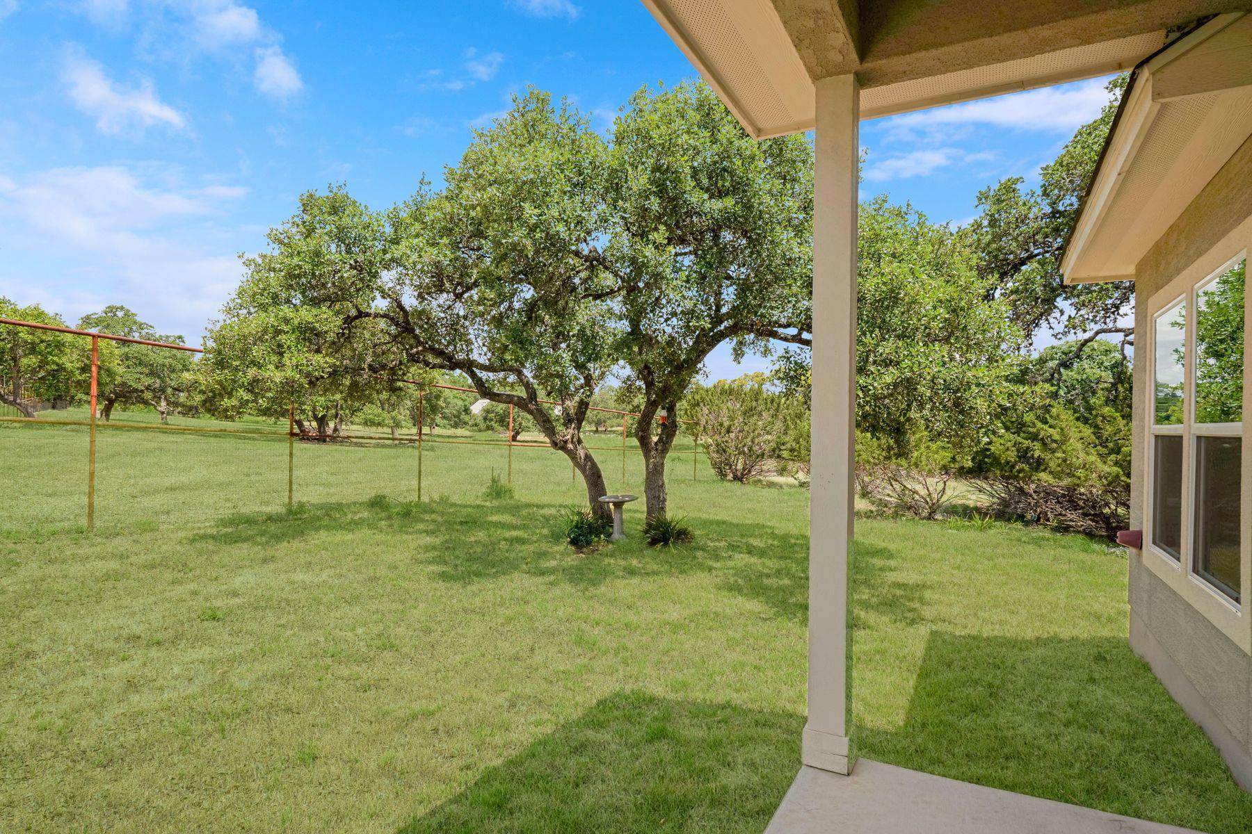 128 Frank Jones, Blanco, TX 78606