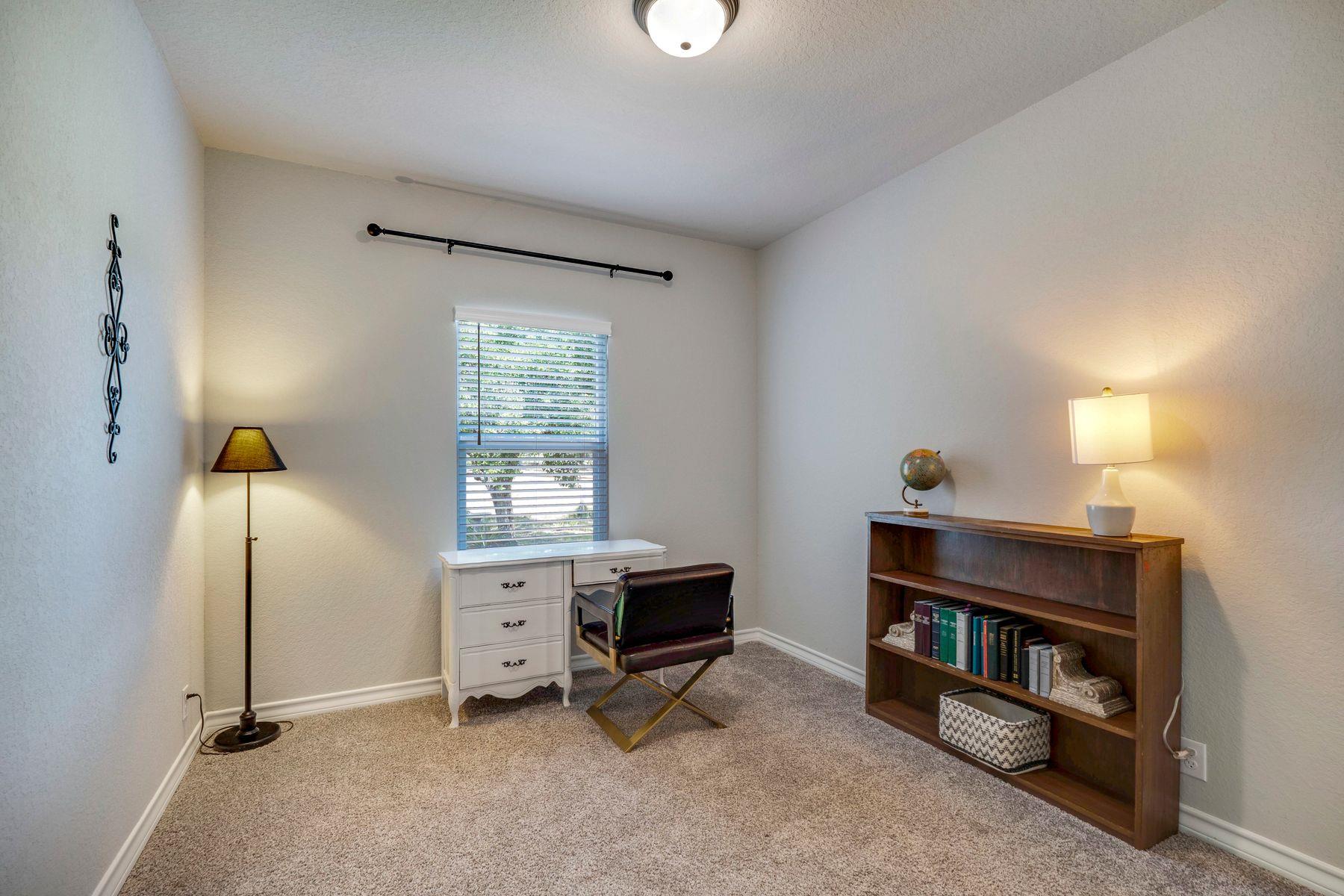 128 Frank Jones, Blanco, TX 78606