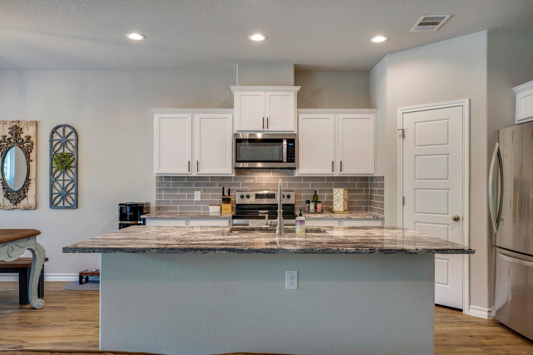 128 Frank Jones, Blanco, TX 78606