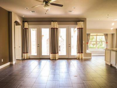 2101 Southcreek Dr, Leander, TX 78641