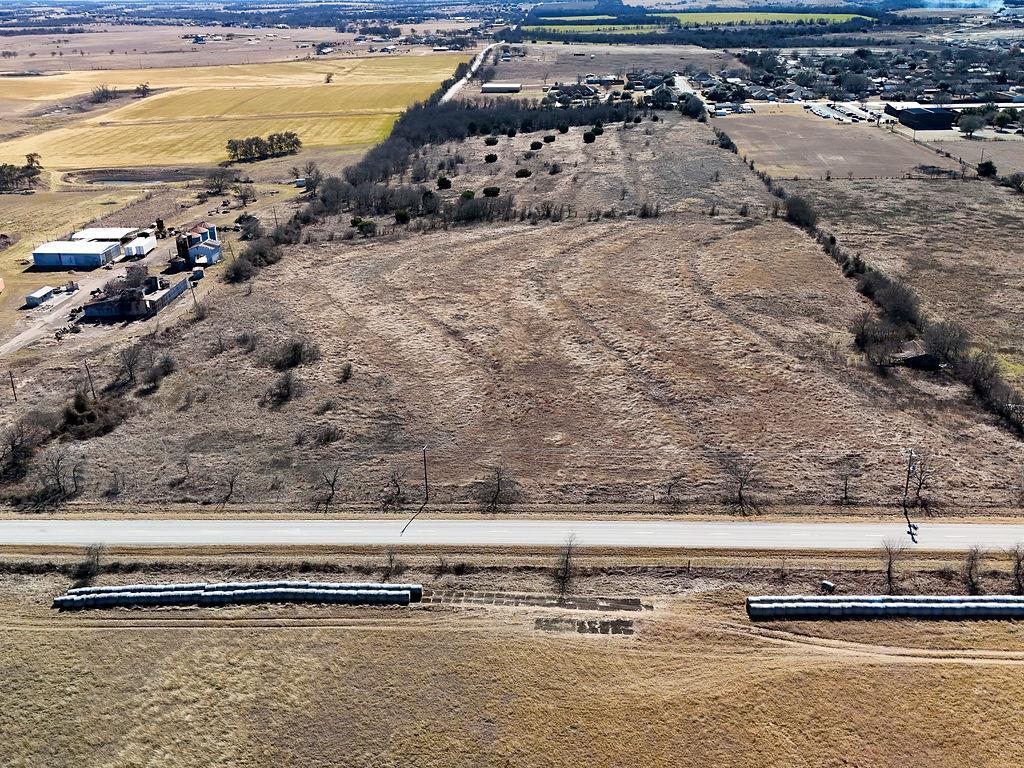 1015 E Main St, Troy, TX 76579