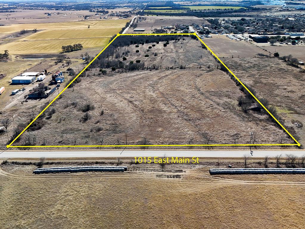 1015 E Main St, Troy, TX 76579