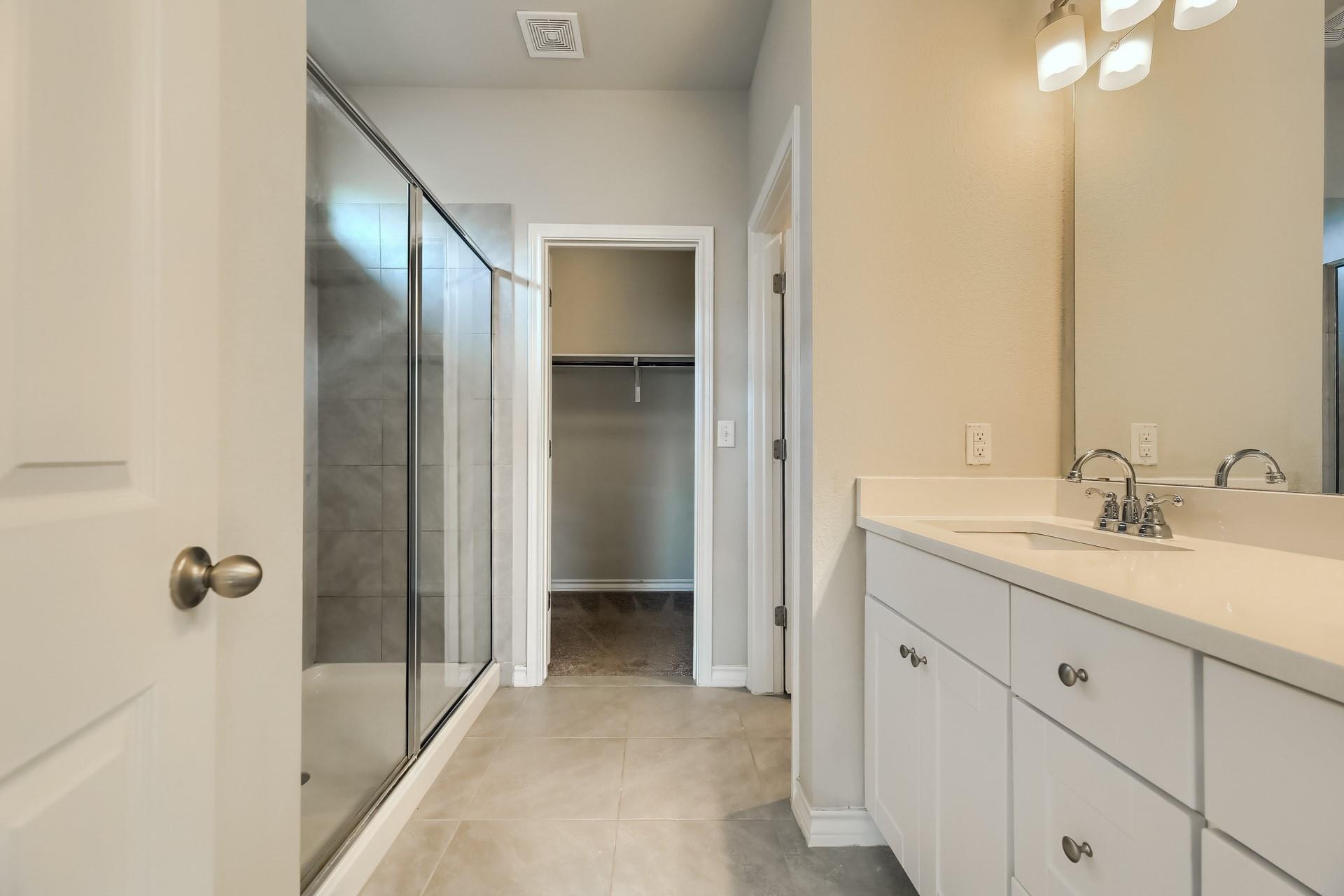 108 Flexus Ln, Liberty Hill, TX 78642