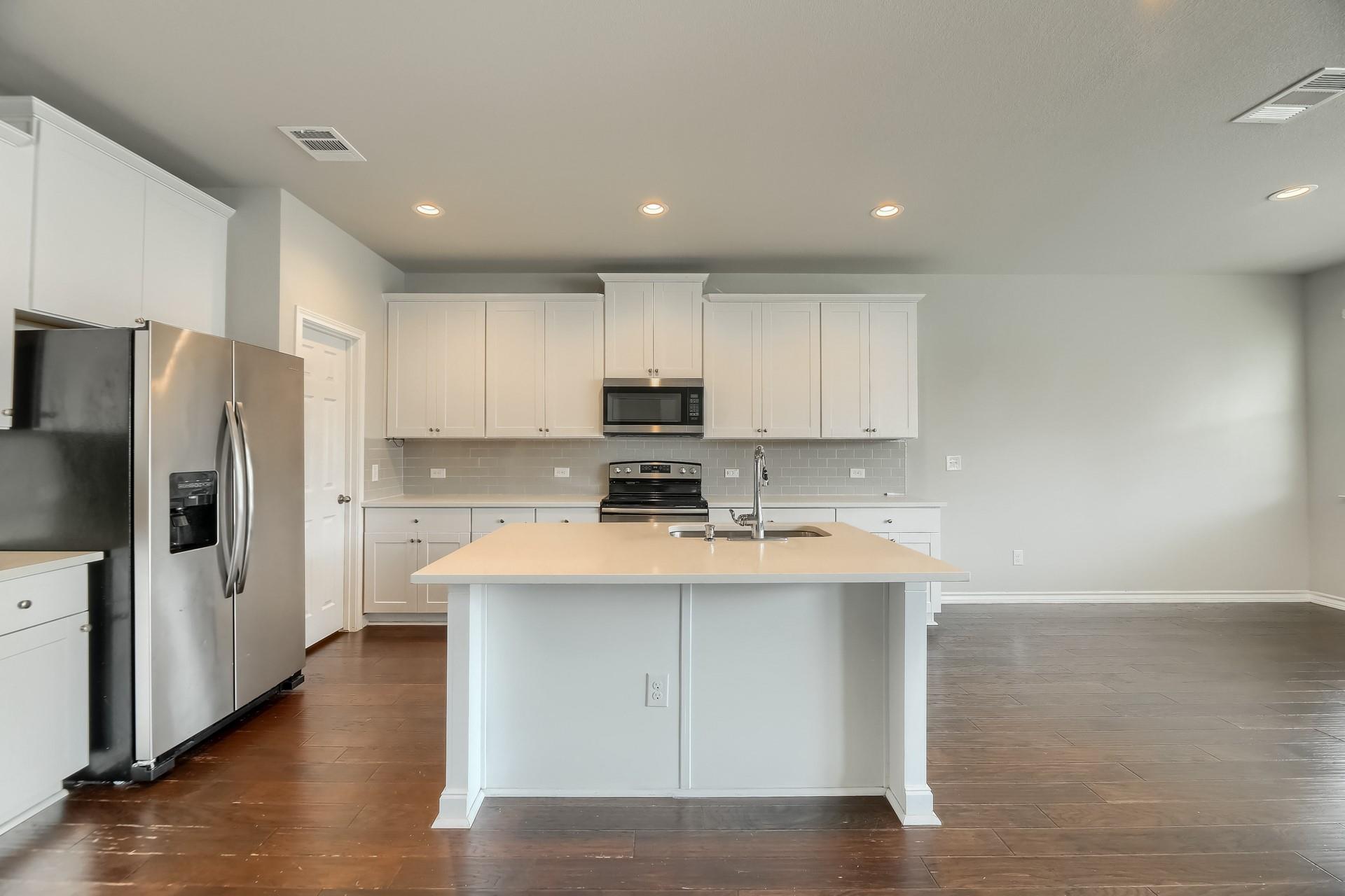 108 Flexus Ln, Liberty Hill, TX 78642