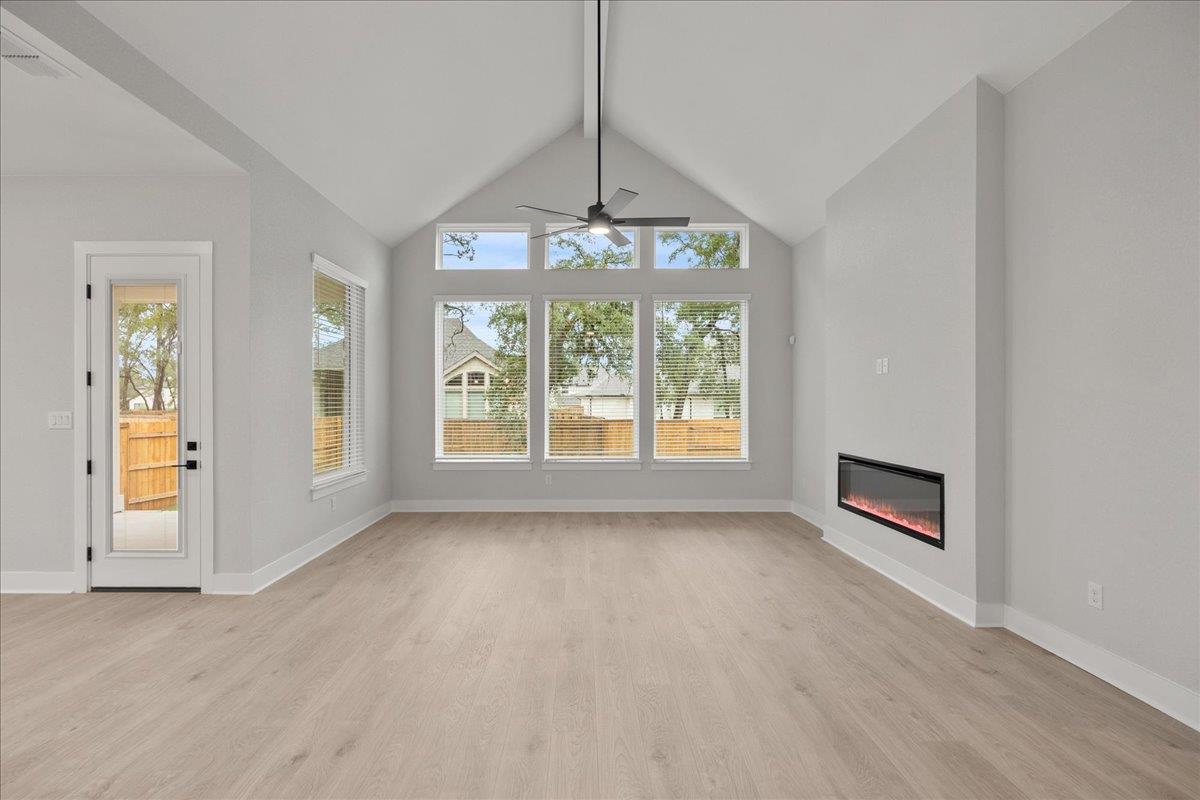 132 Lily Pad Ln, Kyle, TX 78640