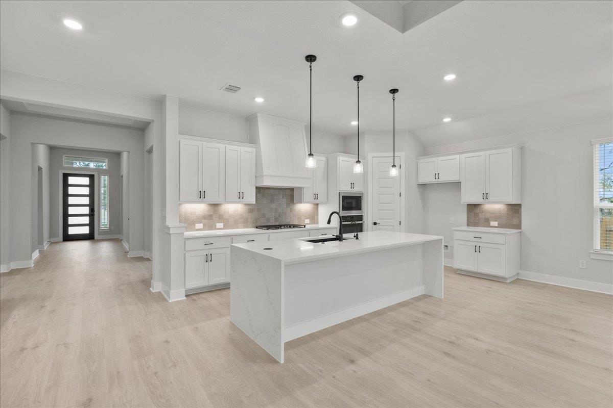 132 Lily Pad Ln, Kyle, TX 78640