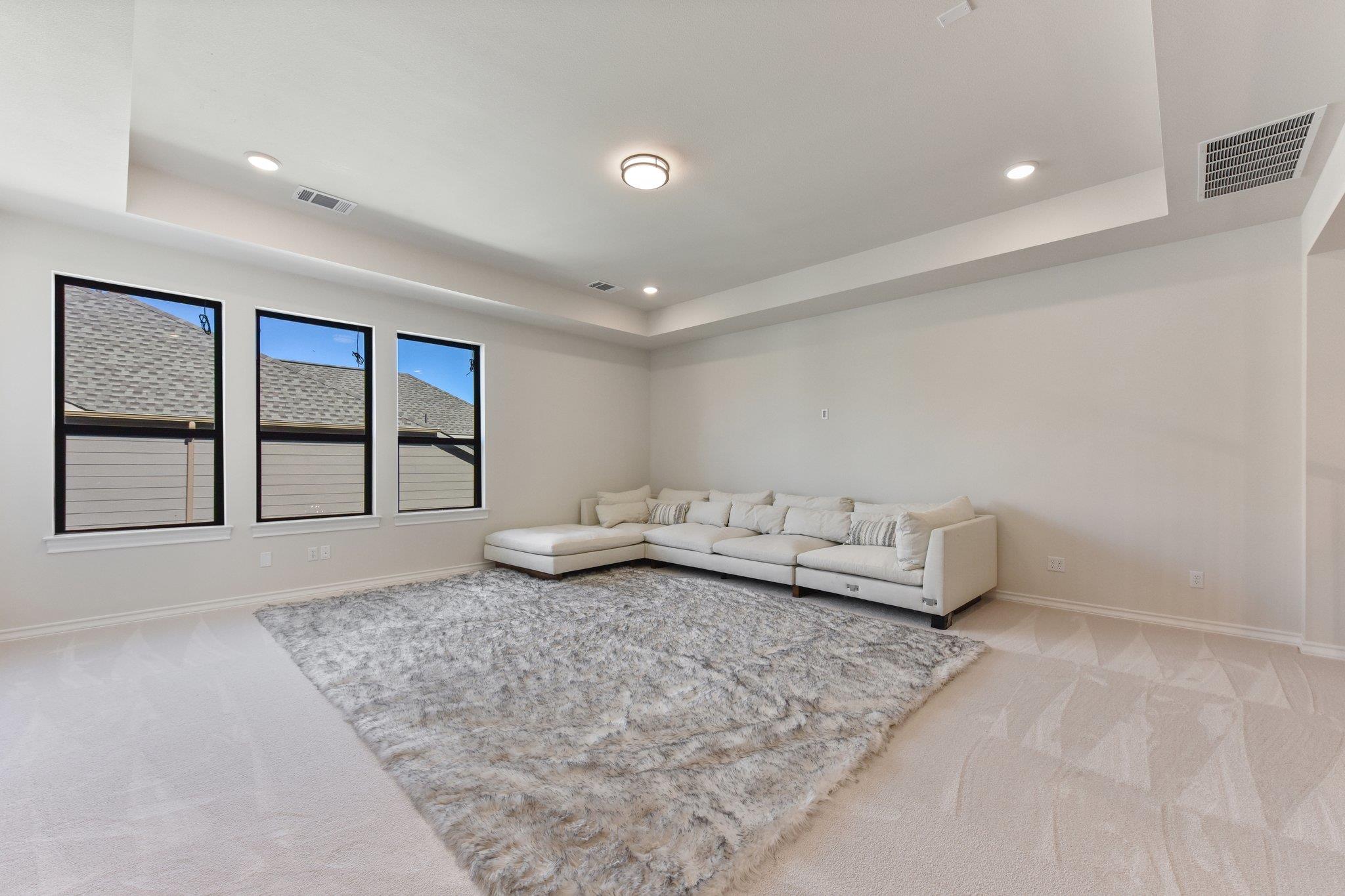 222 Rio Ranchero Rd, Georgetown, TX 78628