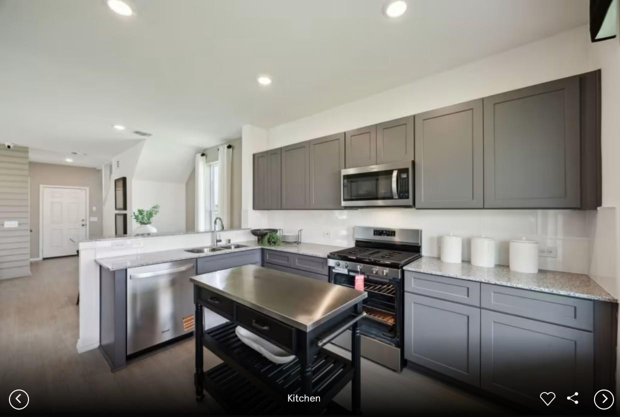 161 Green Berets Bnd, Jarrell, TX 76537