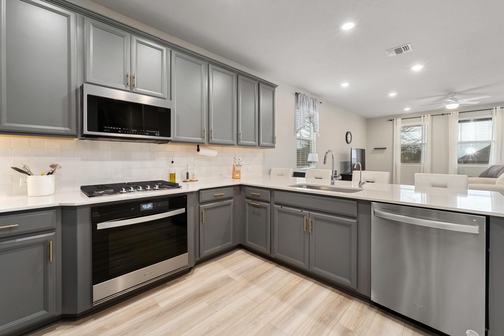 1008 Testoa Cv, Hutto, TX 78634