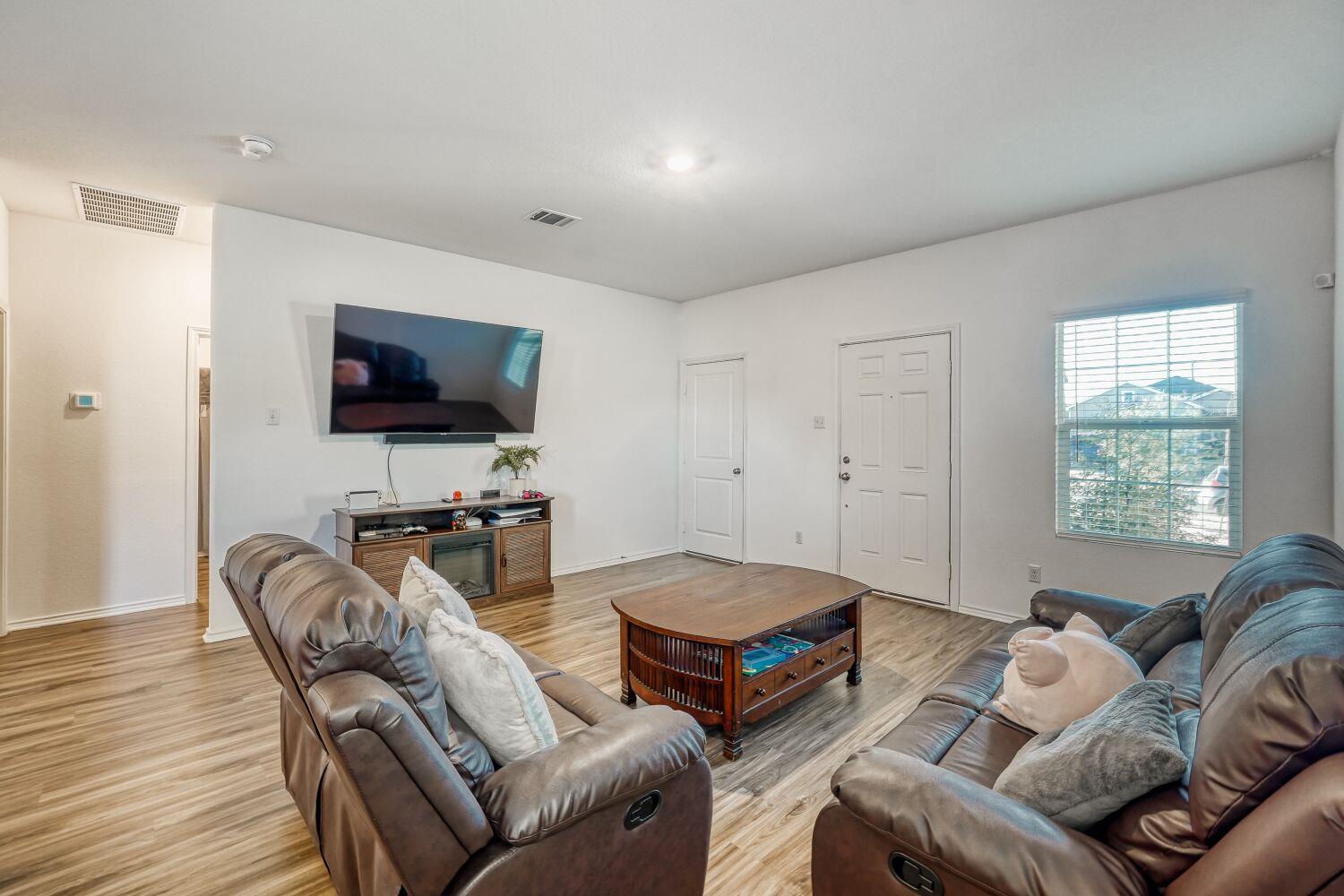 308 Geode Gln, Maxwell, TX 78656