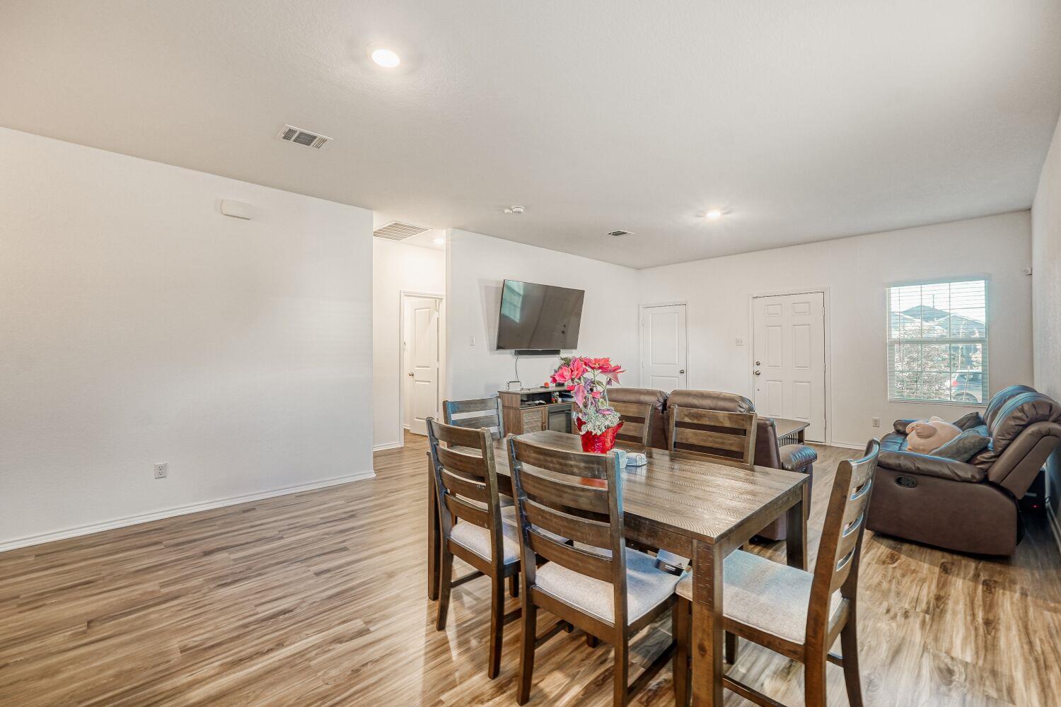 308 Geode Gln, Maxwell, TX 78656