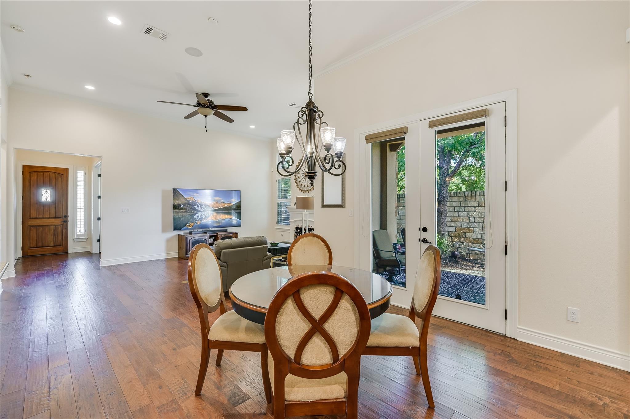 104 Rivalto Cir # 1, Lakeway, TX 78734