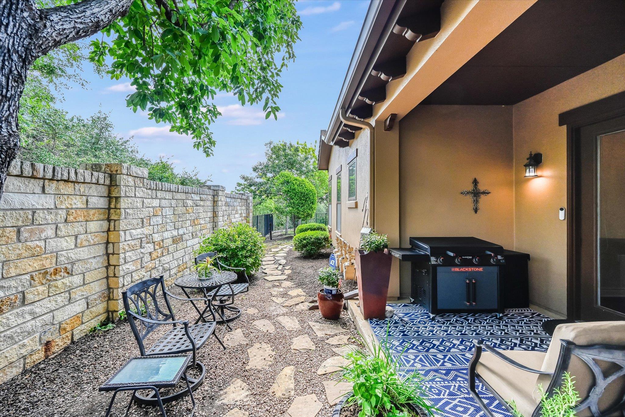 104 Rivalto Cir # 1, Lakeway, TX 78734